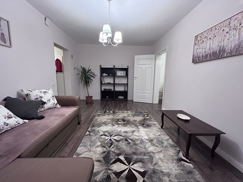 Titan, 1 Decembrie 1918, metrou, Sectia 13,